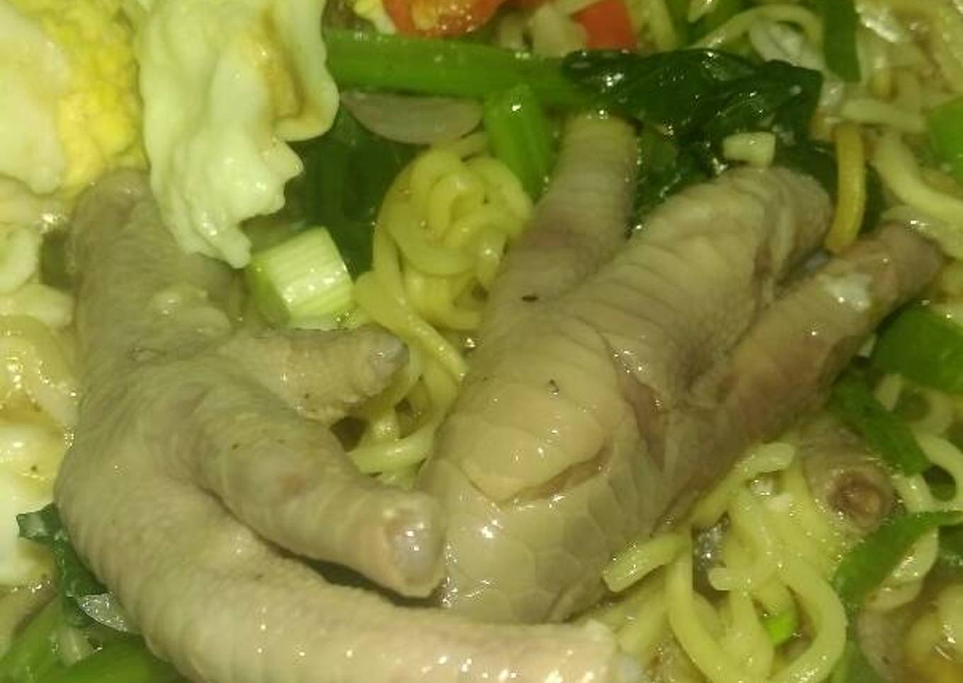 Mie rebus komplit pedasnya gila