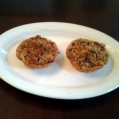 A picture of Classic Apple Crumb Pie.