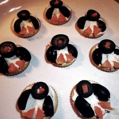 A picture of End Of The March Penguins Snack.
