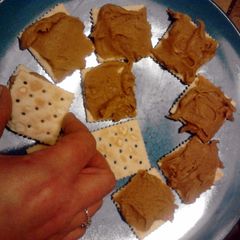 A picture of Mom's Easy Afterschool Snacks.