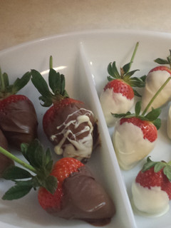 A picture of Chocolate Covered Strawberries.