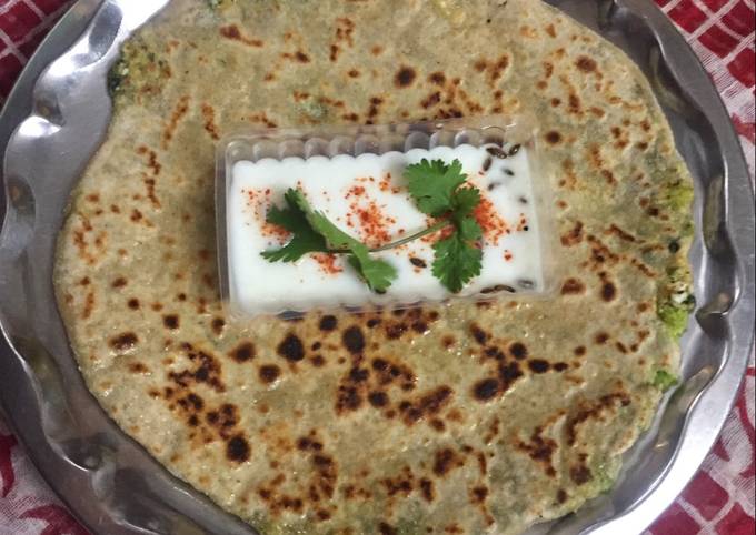 Easiest Way to Prepare Delicious Mutter or bathua ke parate