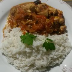 A picture of Chicken cacciatore.