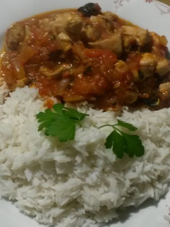 A picture of Chicken cacciatore.