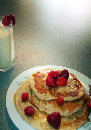 A picture of Sin-less pancakes for athletes or ppl who like to eat healthy.