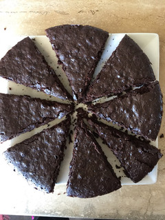 Una foto de Brownie de chocolate negro