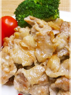 A picture of Cheap Stir-fried Pork Offcuts with Mentsuyu, Garlic and Mayonnaise.