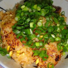 A picture of Bibimbap-style Crispy Rice with Leftover Bean Sprout Rice.