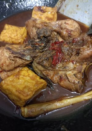 Foto resep Gulai ayam simple bumbu indofood