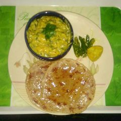 A picture of Methi junka bhakhar (Maharashtrian dish).