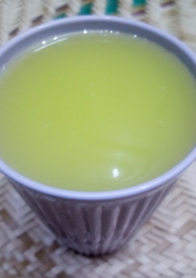 A picture of Cucumber Ginger Juice.