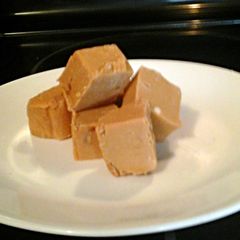 A picture of Tinklee's Butterscotch Fudge.