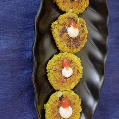 A picture of Corn poha cutlet.