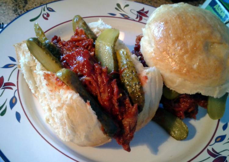 Recipe of Speedy Pulled Pork in Brioche Buns