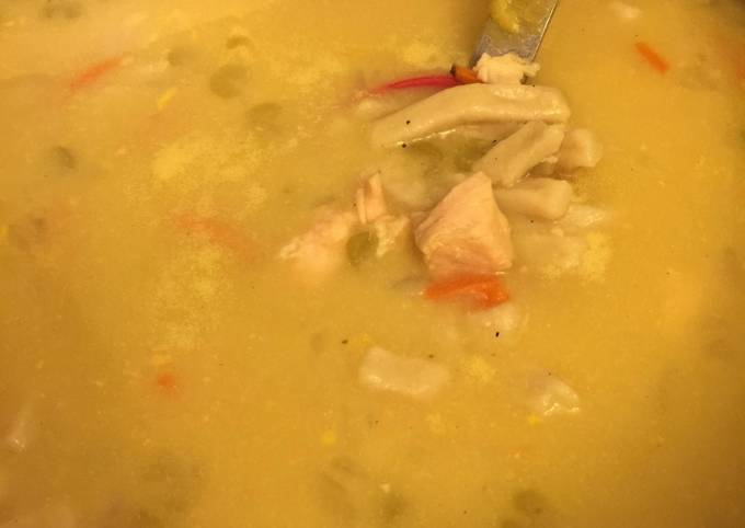 Aunt Donna's Chicken and Noodles Recipe