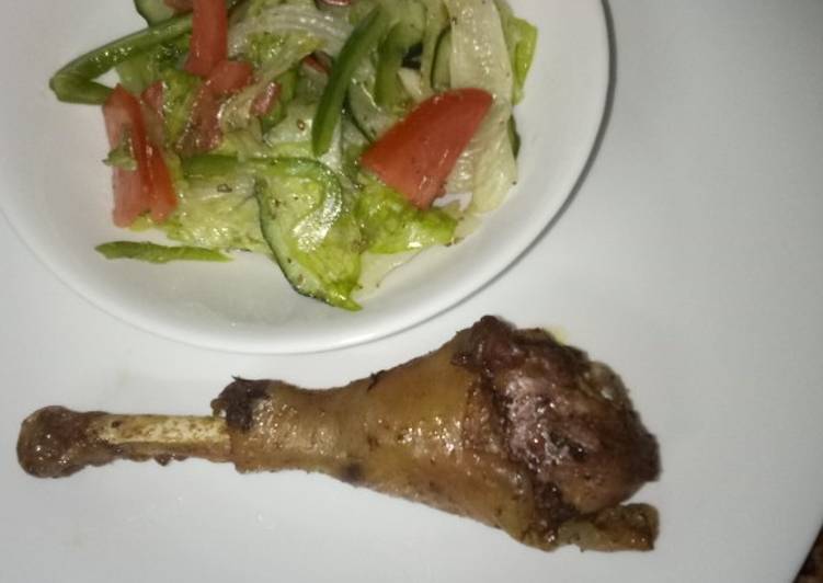 Recipe of Perfect Lettuce salad and chicken thigh #4weekchallenge