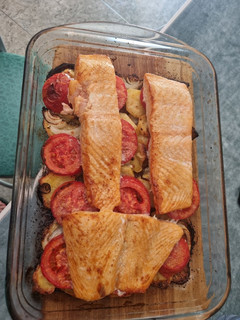 Una foto de Salmón al horno