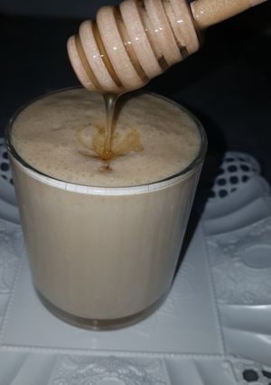 A picture of Banana peanuts butter smoothie.