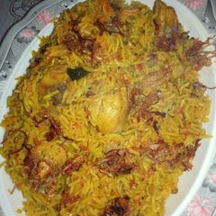 A picture of Chicken biryani.