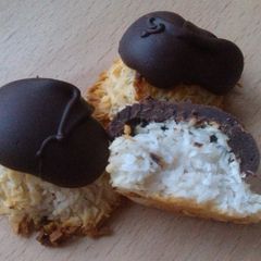 A picture of Vickys Coconut Chocolate Macaroons GF DF EF SF NF.