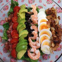A picture of Easy Cobb Salad for Guests.