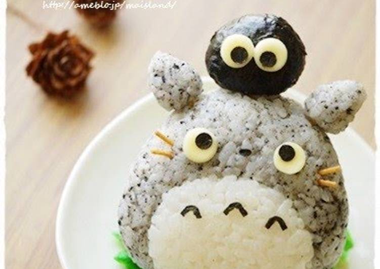 Step-by-Step Guide to Prepare Super Quick Homemade Totoro Rice Balls