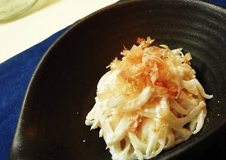 Recipe of Super Quick Sweet Onions with Umeboshi-Mayo Sauce