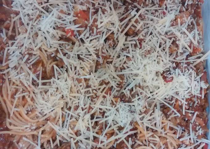 Recipe of Mario Batali Baked Spaghetti with Parmesan cheese
