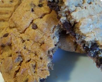 Easy Fast Cooking Thick Peanut Butter Chocolate Chip Cookies Savory Delicious