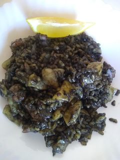 Una foto de Arroz negro