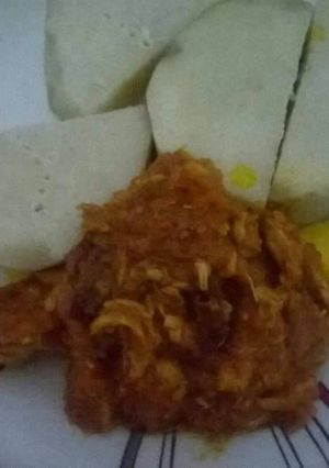 A picture of Yam and Smoked Fish Sauce.