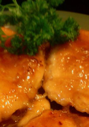 A picture of sunshine's sweet lemon chicken.