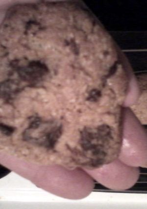 A picture of choc chip cookies.