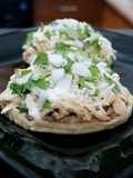 Sopes con pollo