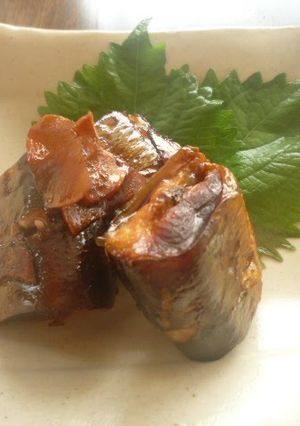 A picture of Pacific Saury Ginger Simmered in a Pressure Cooker.