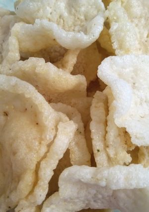 Foto resep Kerupuk nasi pedas gurih renyah