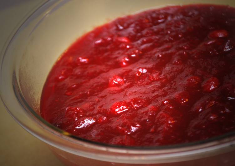 Thanksgiving Cranberry Sauce