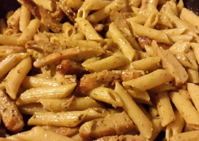 Easiest Way to Prepare Homemade Pasta Pesto Chicken