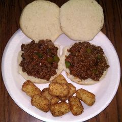 kid friendly sloppy joes A picture of kid friendly sloppy joes.