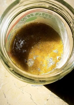 A picture of املی کی ہری چٹنی.