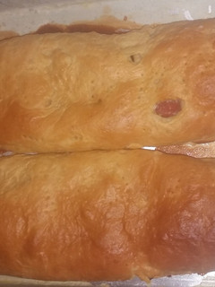 Una foto de Pan de jamón navideño