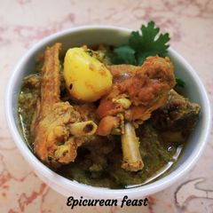 Bengali style chicken curry A picture of Bengali style chicken curry.