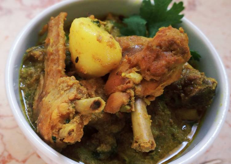 Bengali style chicken curry