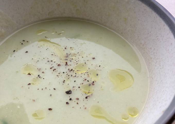 Potato cream soup (V)