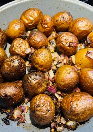 A picture of Air Fryer Baked Baby Potatoes.