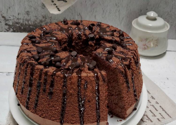 CHOCOLATE CHIFFON Cake