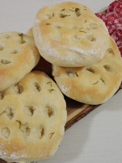 Foto di Focaccine al rosmarino