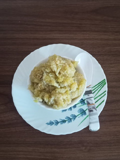 દુધી નો હલવો (Dudhi Halwa Recipe In Gujarati) રેસીપી મુખ્ય ફોટો