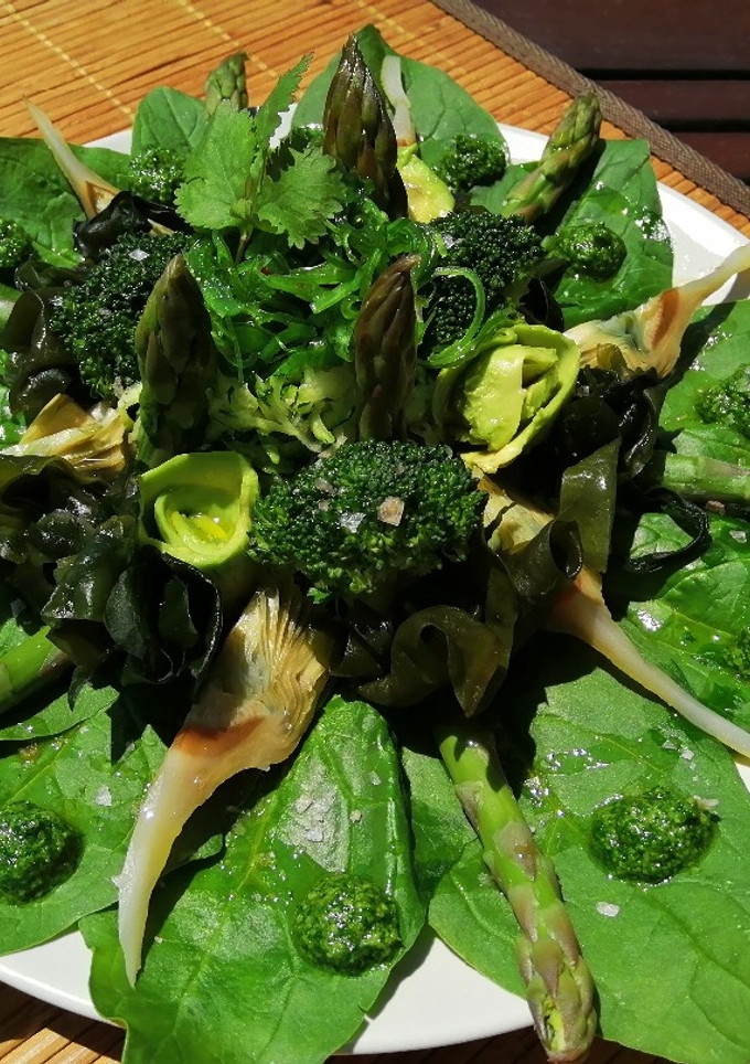 Una foto de Ensalada verde que te quiero verde