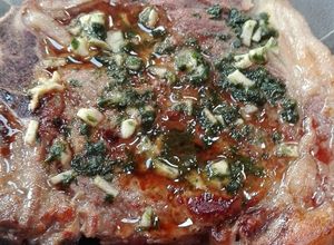 Una foto de Bife ancho a la provenzal